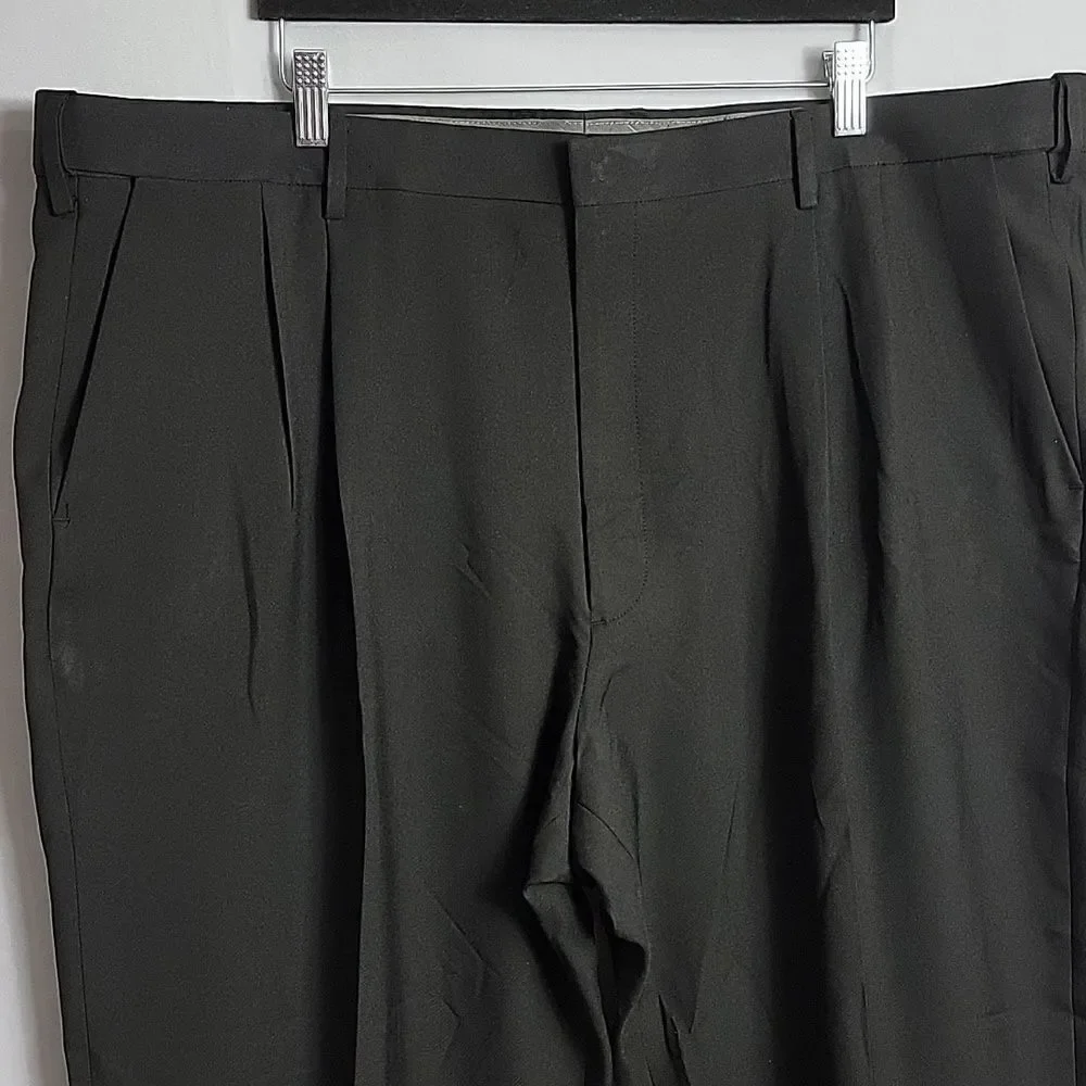 🖤5/$20🖤 HAGGAR.. black dress pants..
